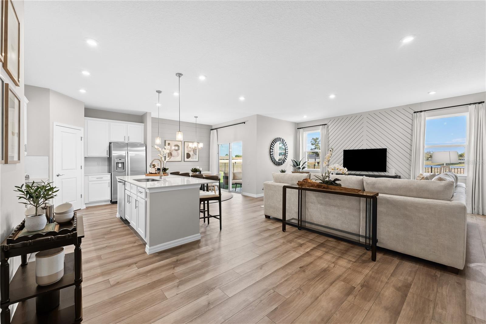 Image 19 of 40 For 3355 Viridian Circle