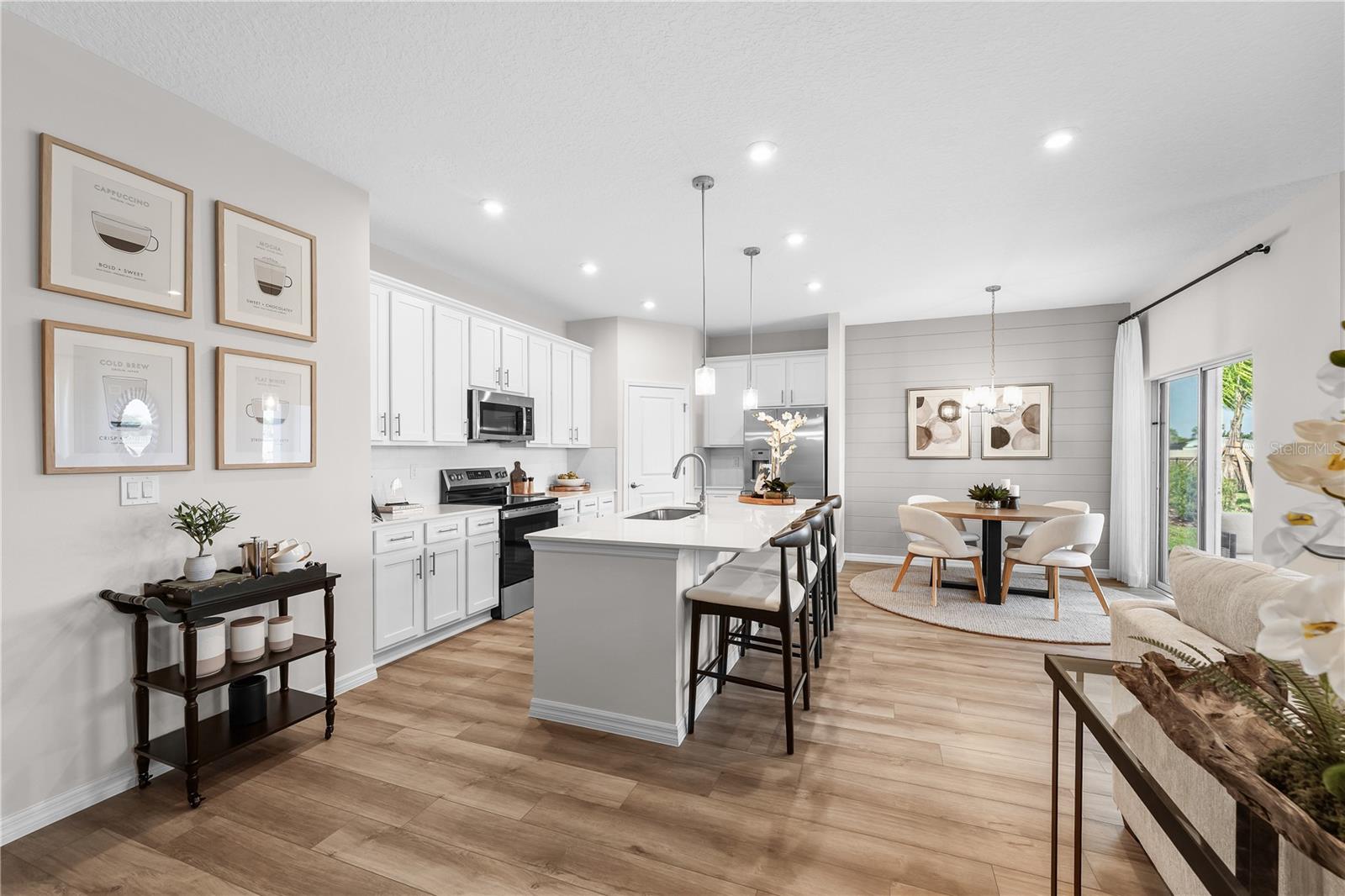 Image 20 of 40 For 3355 Viridian Circle