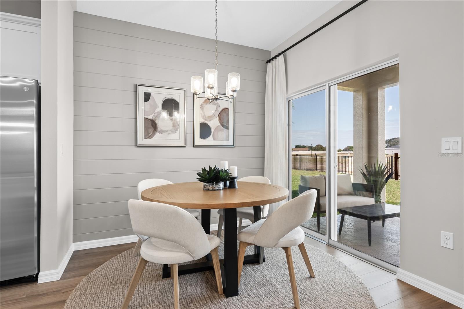 Image 24 of 40 For 3355 Viridian Circle