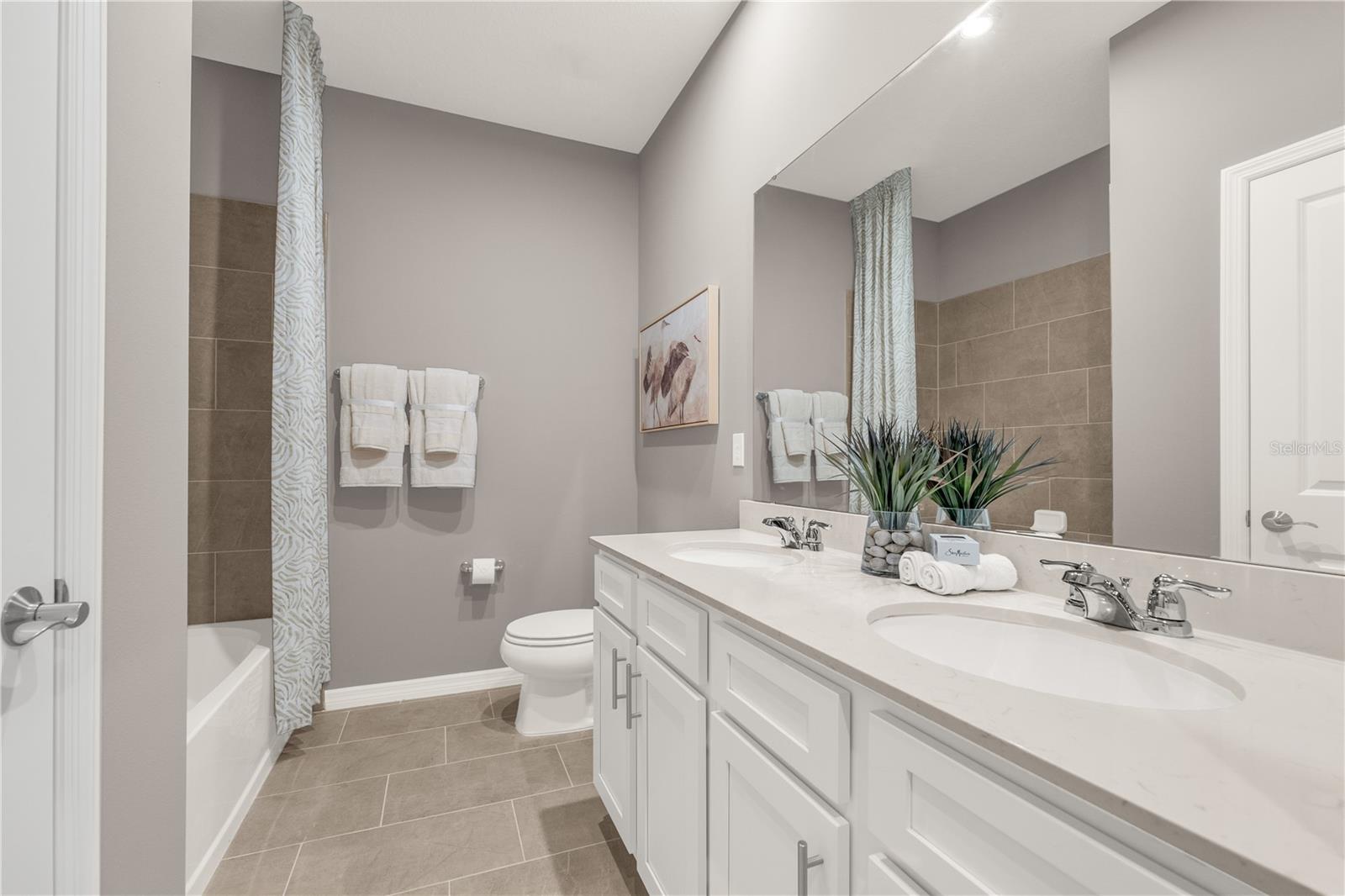 Image 8 of 40 For 3355 Viridian Circle