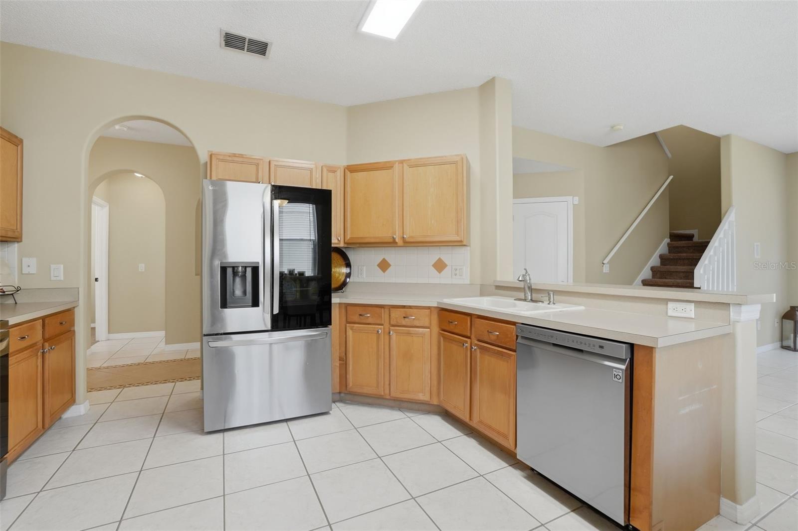 Image 11 of 37 For 5007 Bellthorn Drive