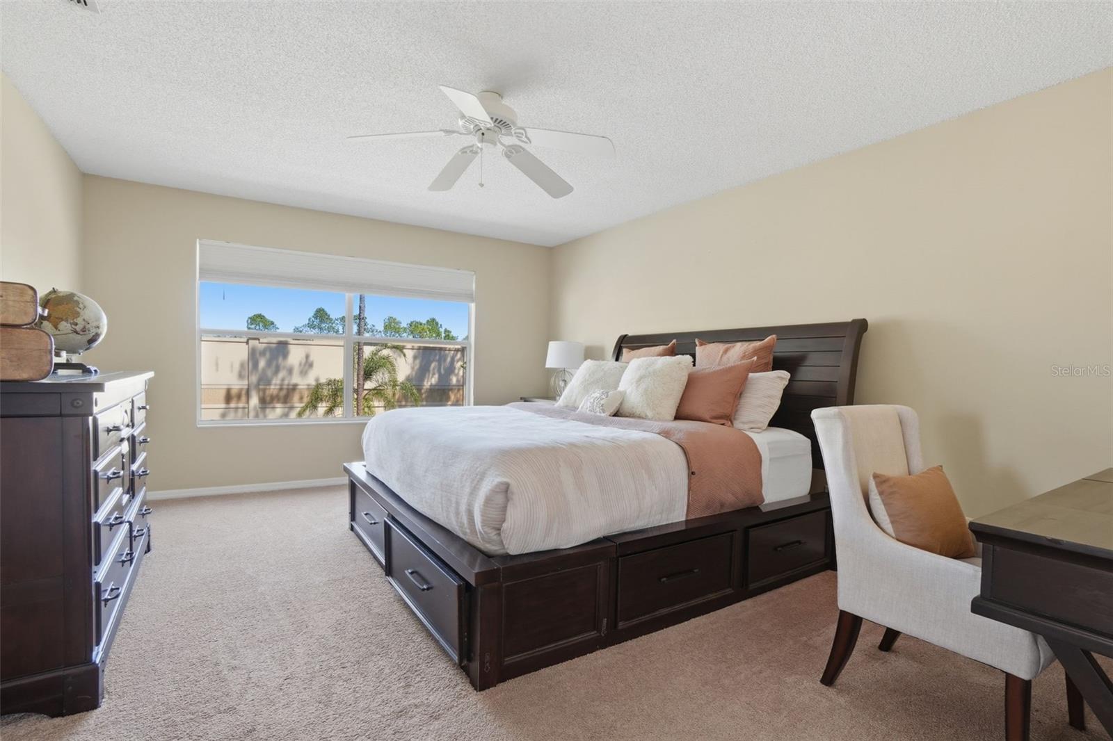 Image 19 of 37 For 5007 Bellthorn Drive