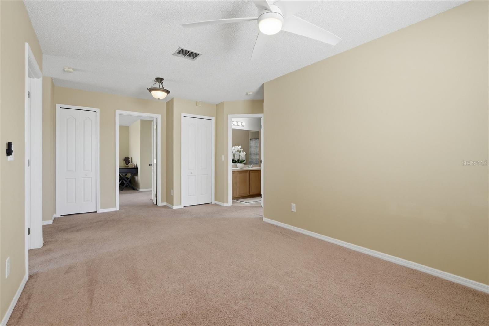 Image 25 of 37 For 5007 Bellthorn Drive