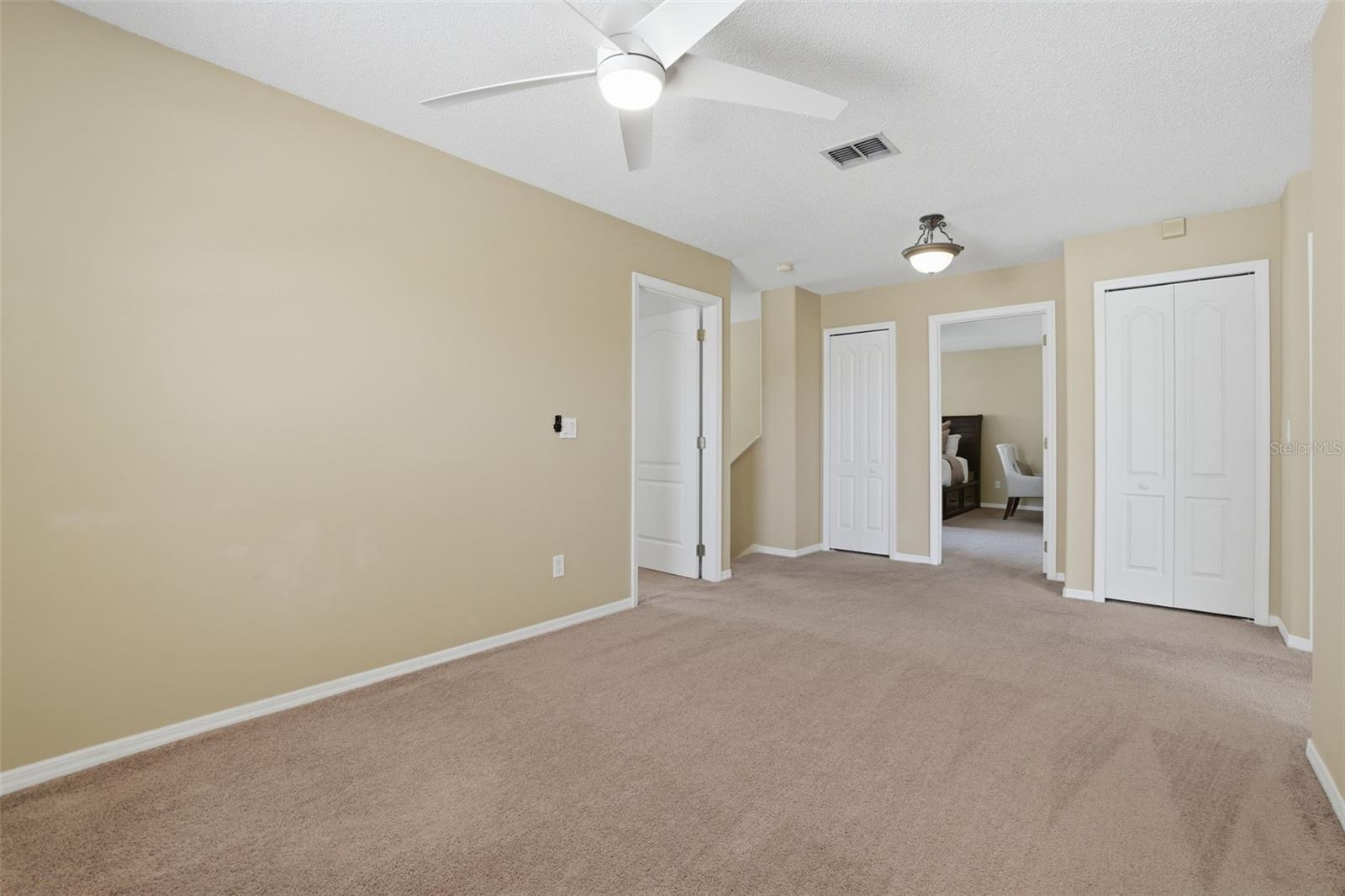 Image 26 of 37 For 5007 Bellthorn Drive