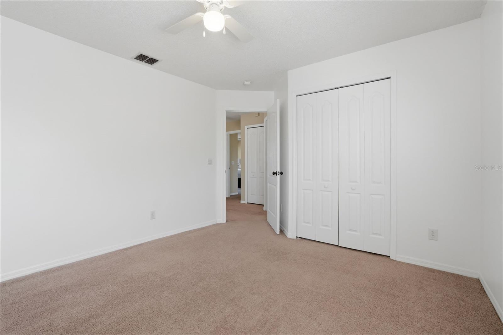 Image 28 of 37 For 5007 Bellthorn Drive