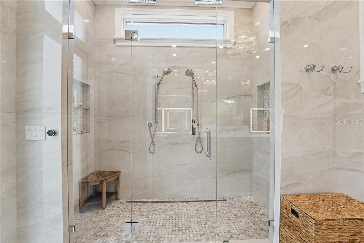 Listing photo id 21 for 9599 Blandford Road