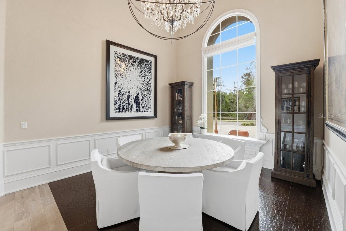 Listing photo id 25 for 9599 Blandford Road