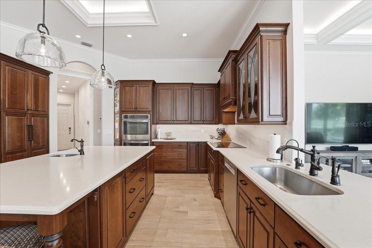 Listing photo id 28 for 9599 Blandford Road