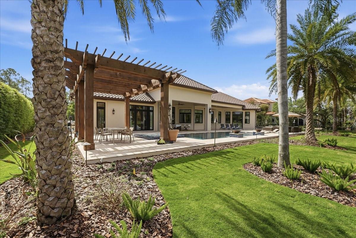 Listing photo id 43 for 9599 Blandford Road