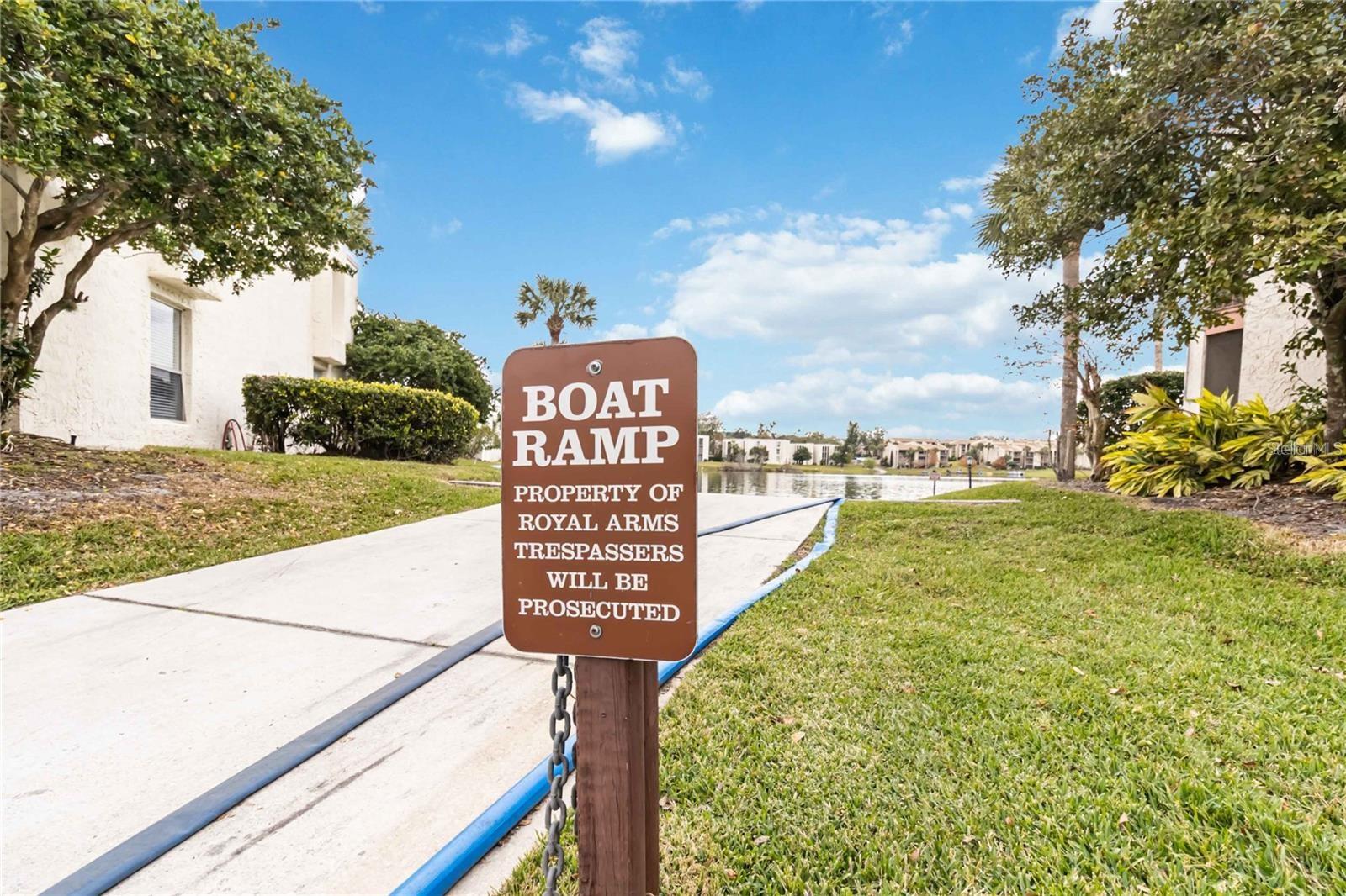 Image 22 of 24 For 512 Orange Drive 33