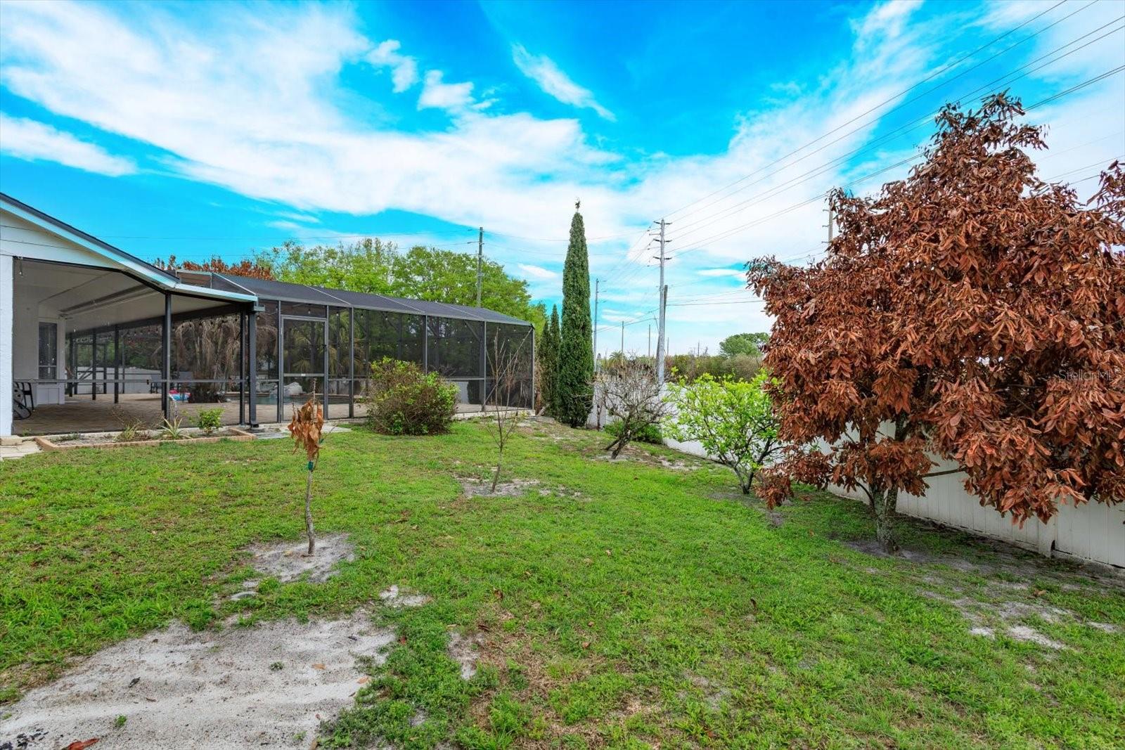 Image 20 of 24 For 8701 Master Link Court