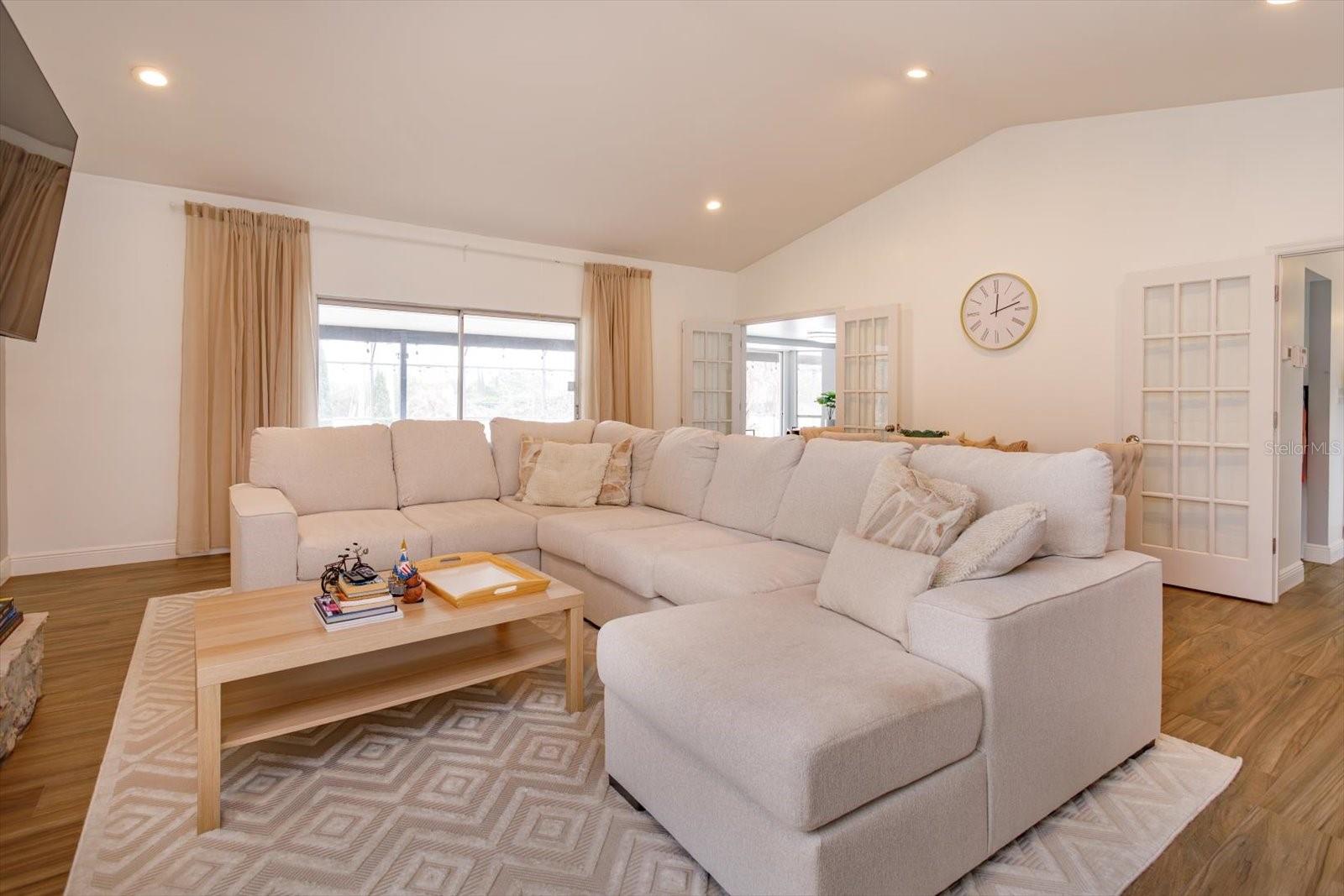 Image 6 of 24 For 8701 Master Link Court