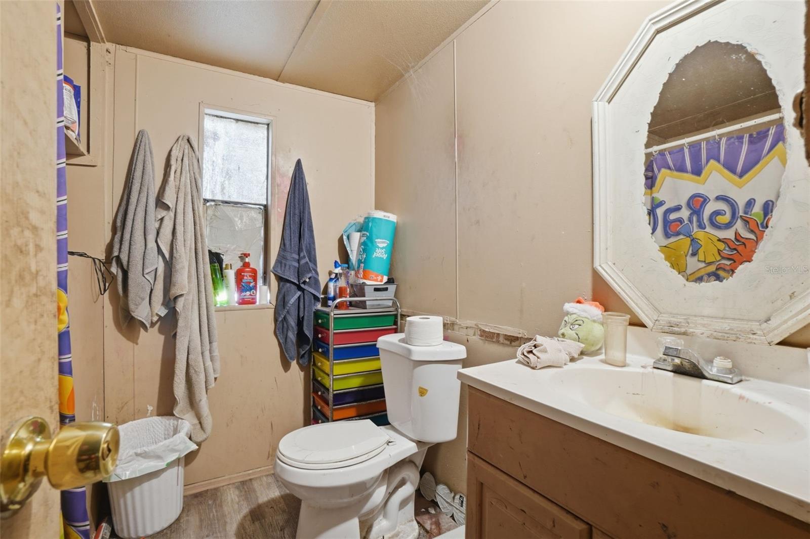 Image 19 of 29 For 19100 Nash Street