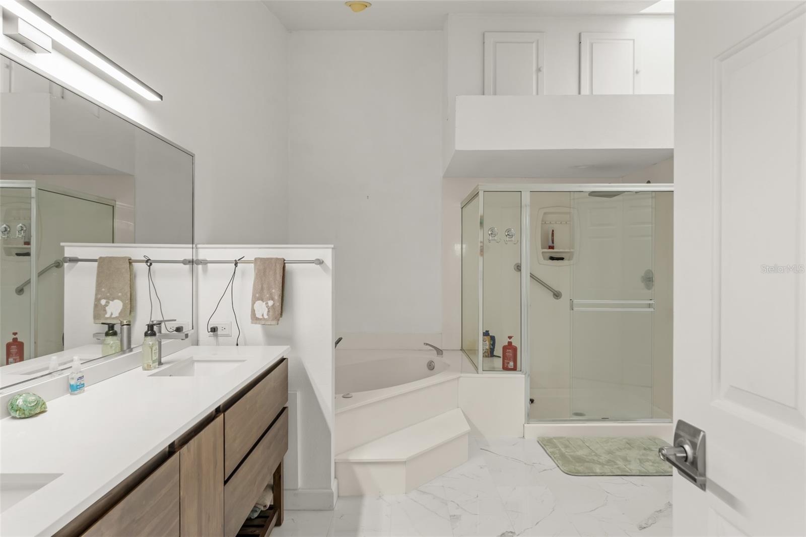 Image 28 of 52 For 14050 Fairway Willow Lane