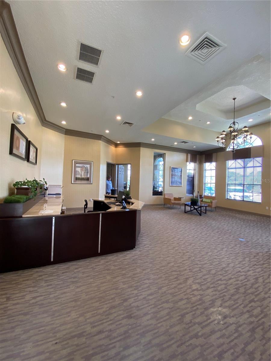 Image 18 of 33 For 6141 Metrowest Boulevard 308