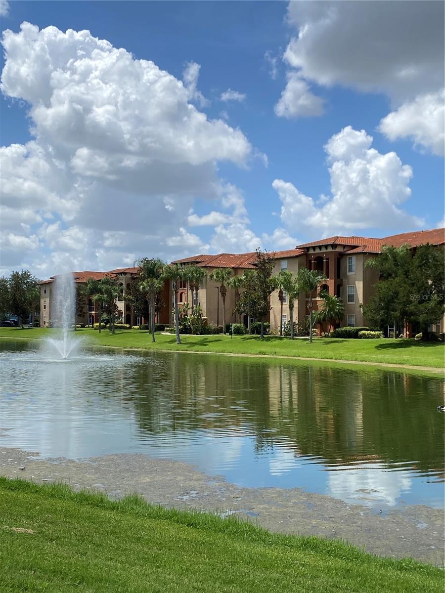 Image 26 of 33 For 6141 Metrowest Boulevard 308