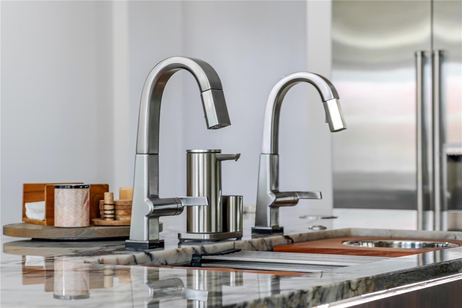 Image 17 of 67 For 16006 Gilden Way