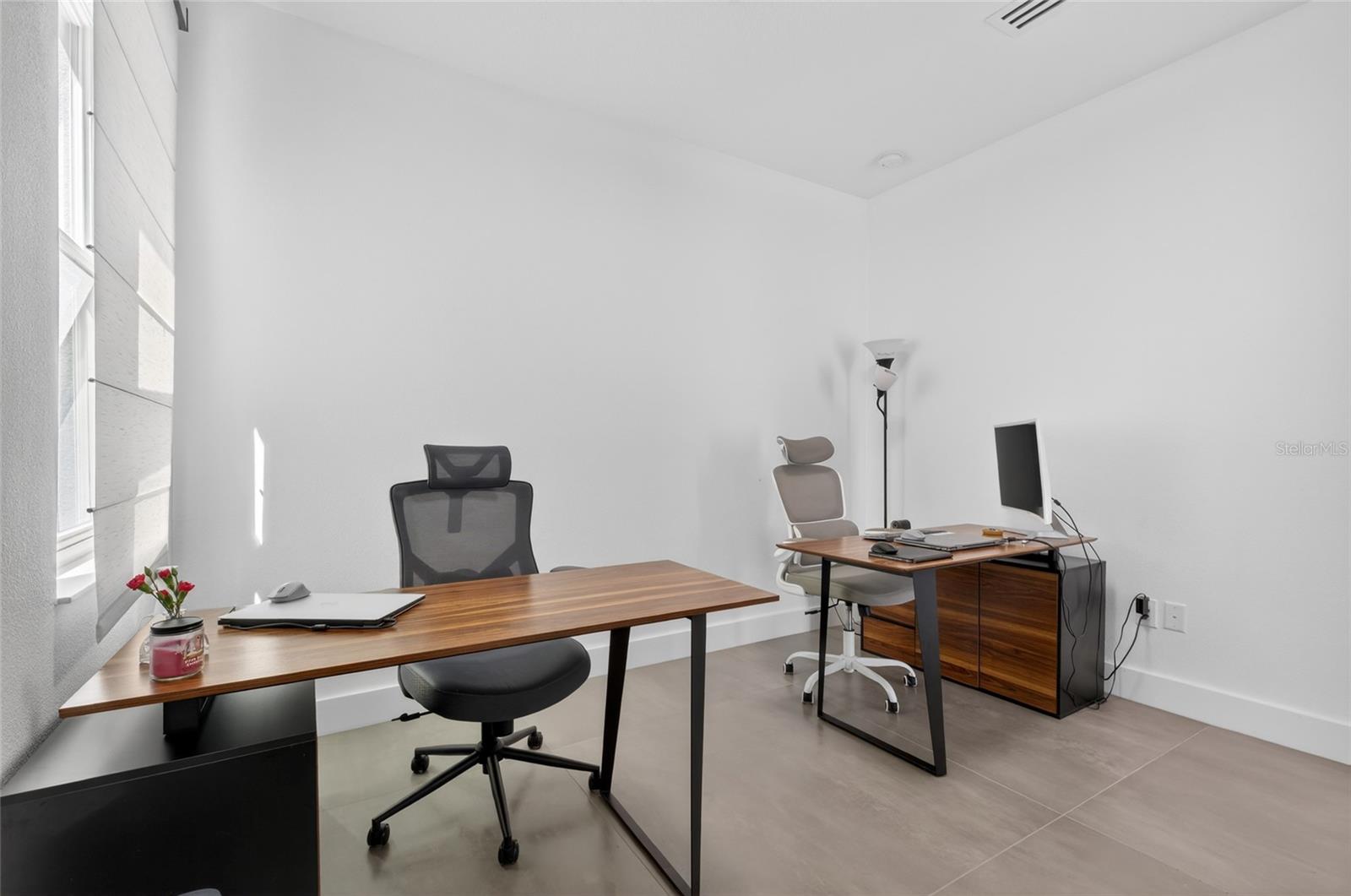 Image 30 of 67 For 16006 Gilden Way