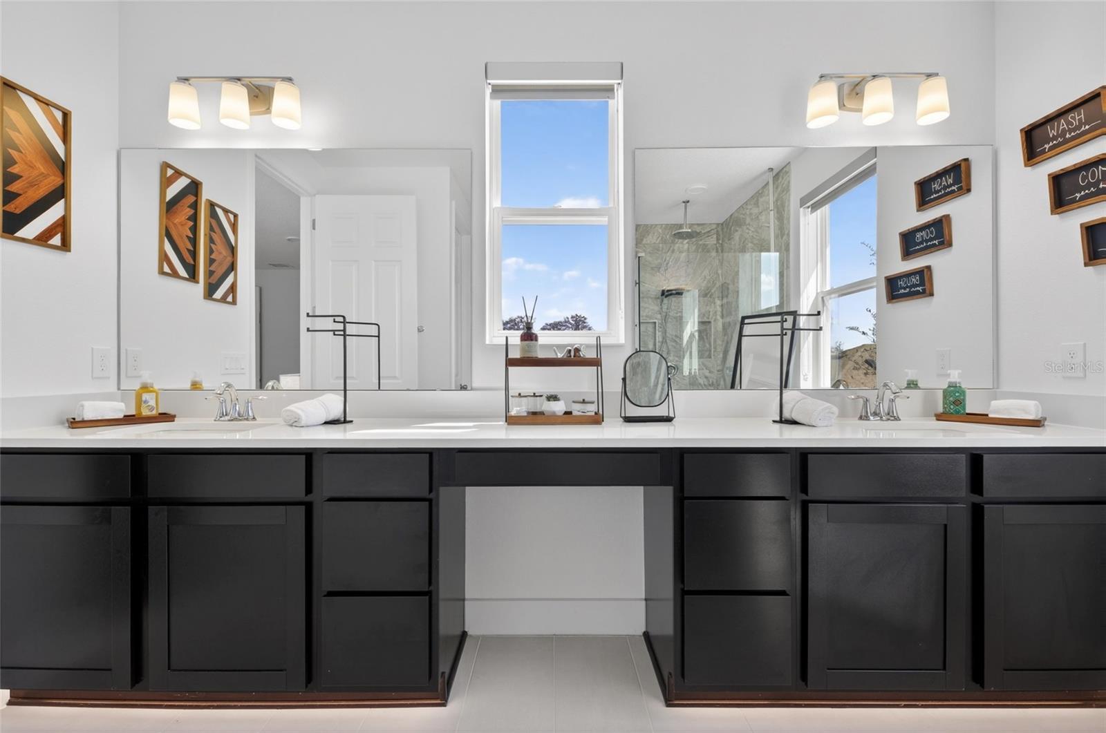 Image 39 of 67 For 16006 Gilden Way