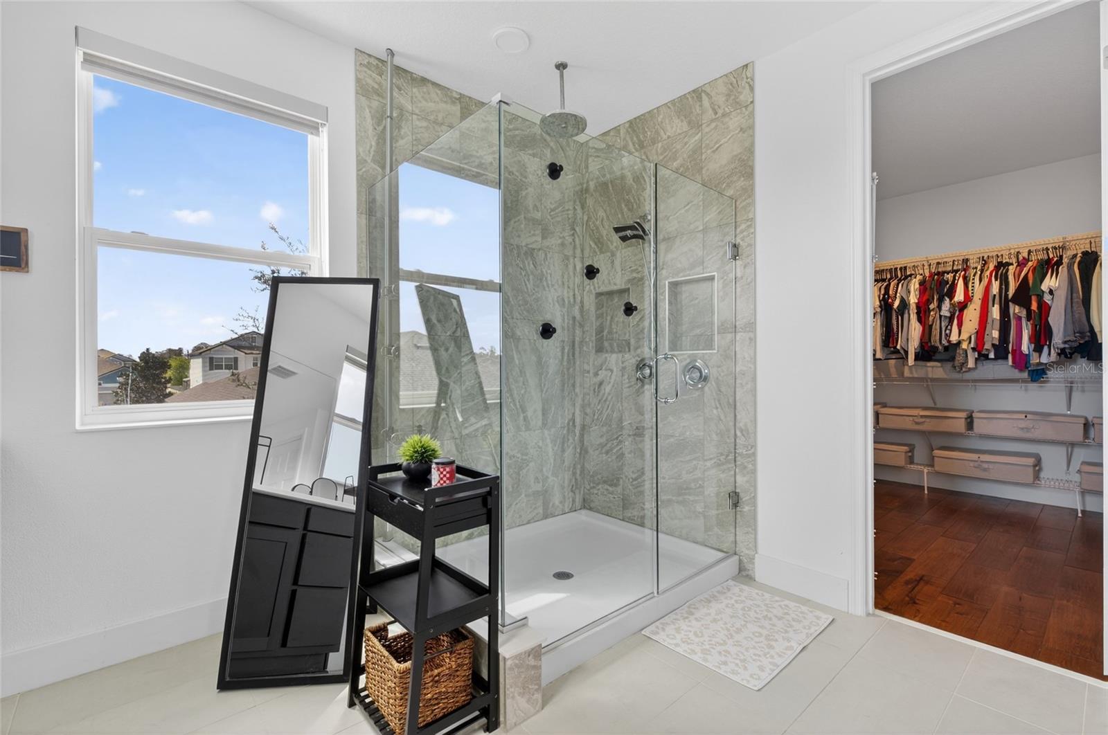 Image 40 of 67 For 16006 Gilden Way