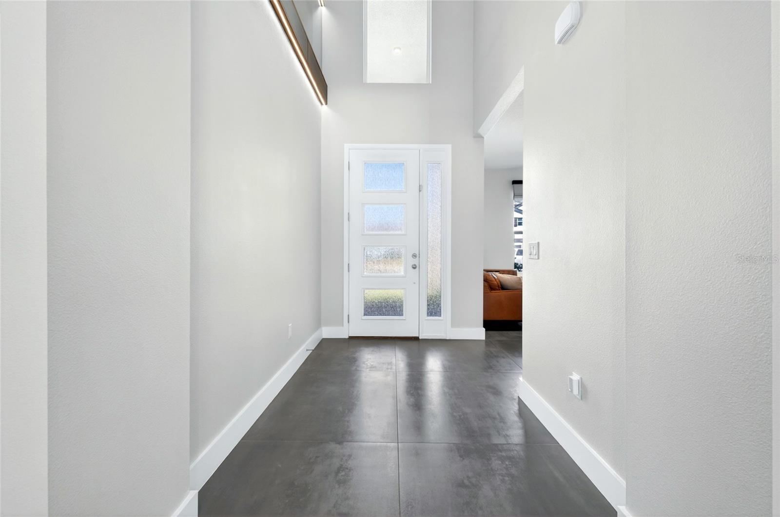 Image 6 of 67 For 16006 Gilden Way