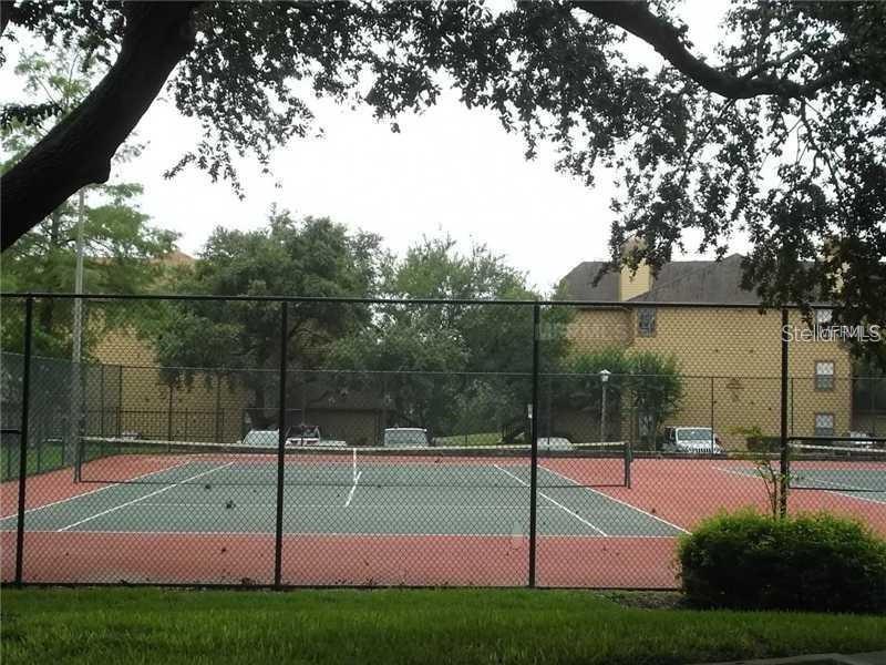 Listing photo id 10 for 430 Forestway Circle 203