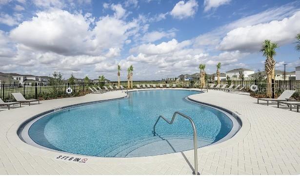 Image 6 of 14 For 527 Moonstone Court