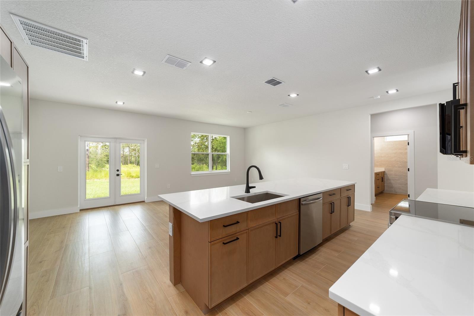 Image 16 of 53 For 4380 159th Court