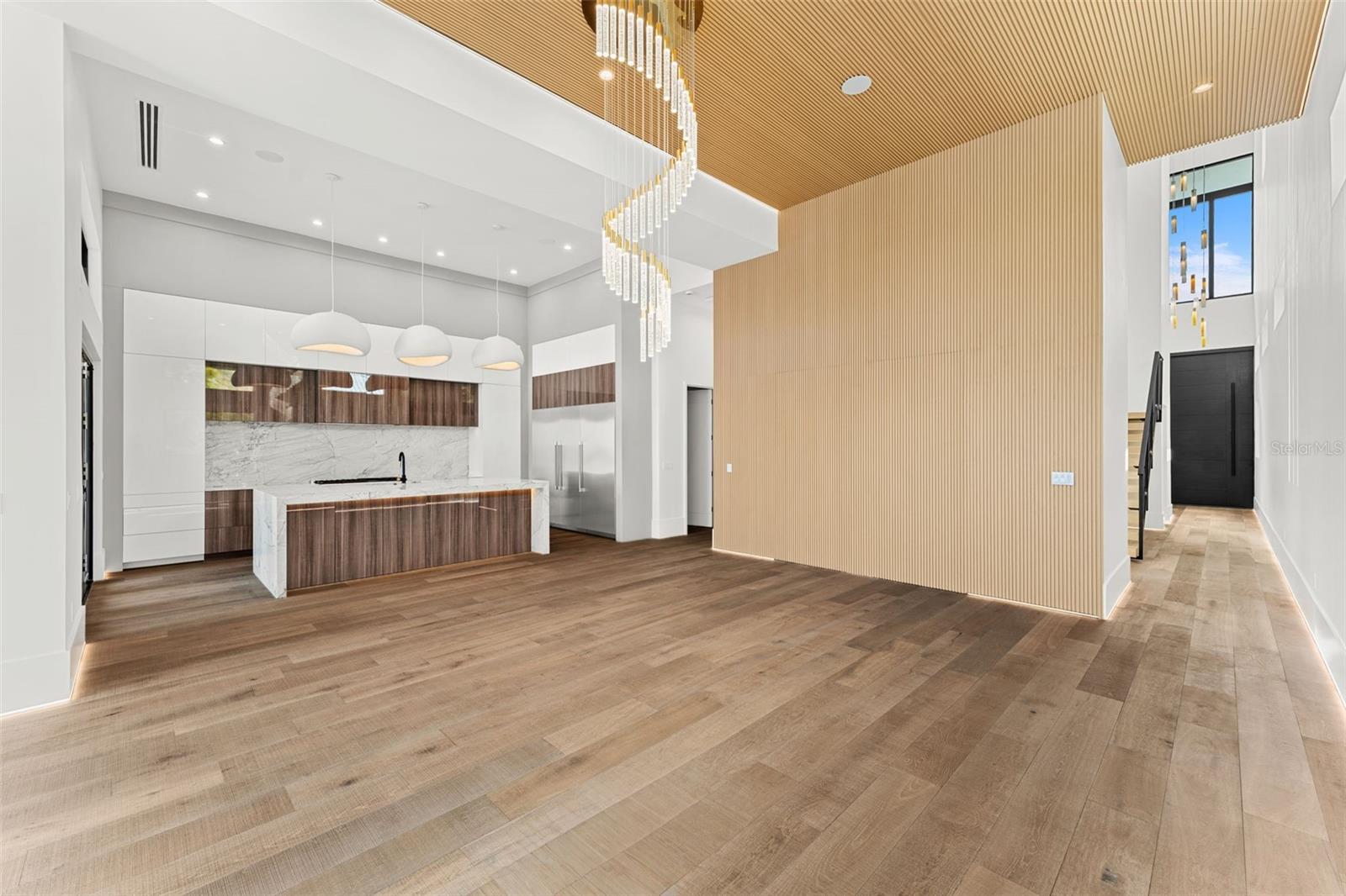 Image 19 of 83 For 1194 Peninsula Avenue