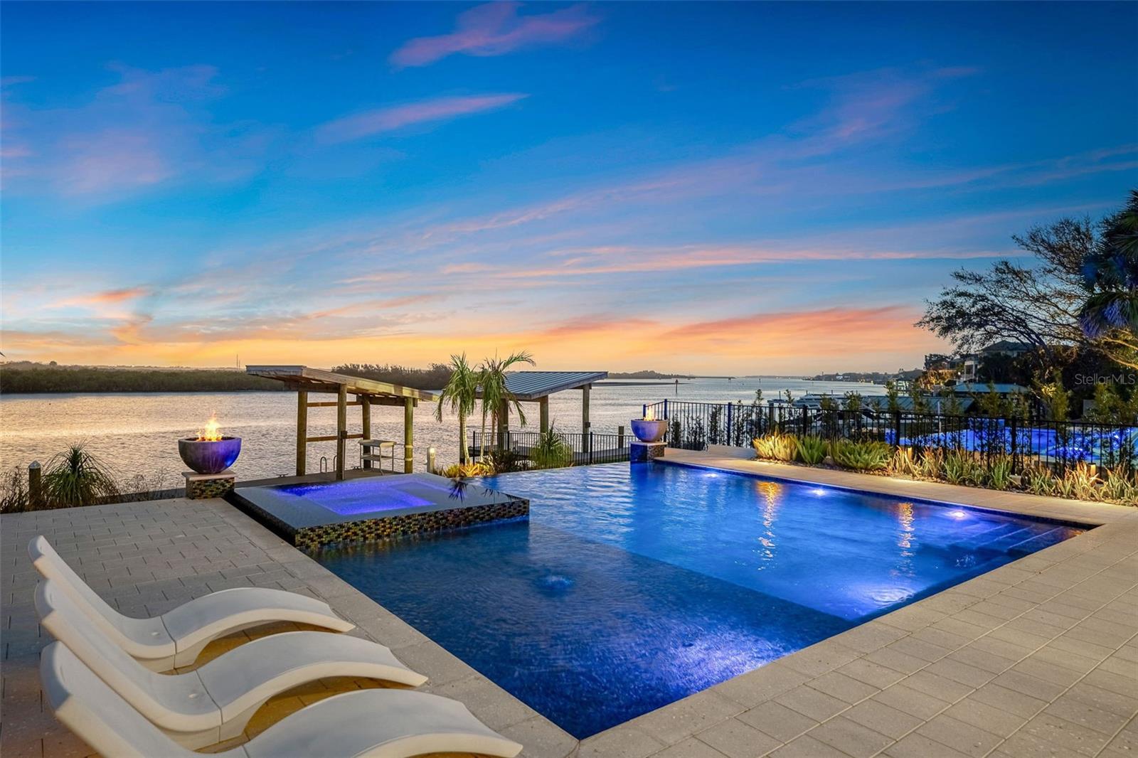 Image 2 of 83 For 1194 Peninsula Avenue