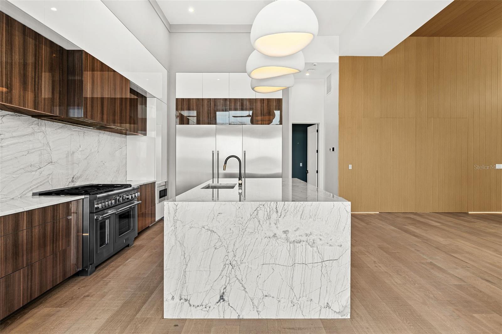 Image 23 of 83 For 1194 Peninsula Avenue