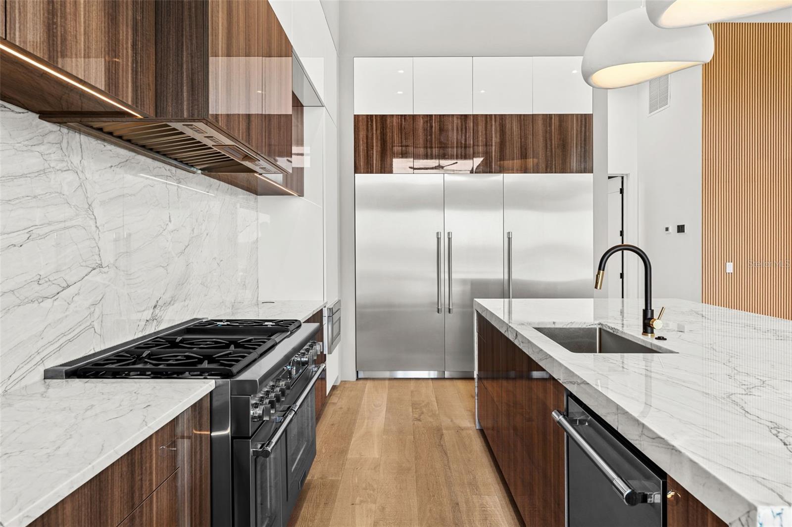 Image 24 of 83 For 1194 Peninsula Avenue