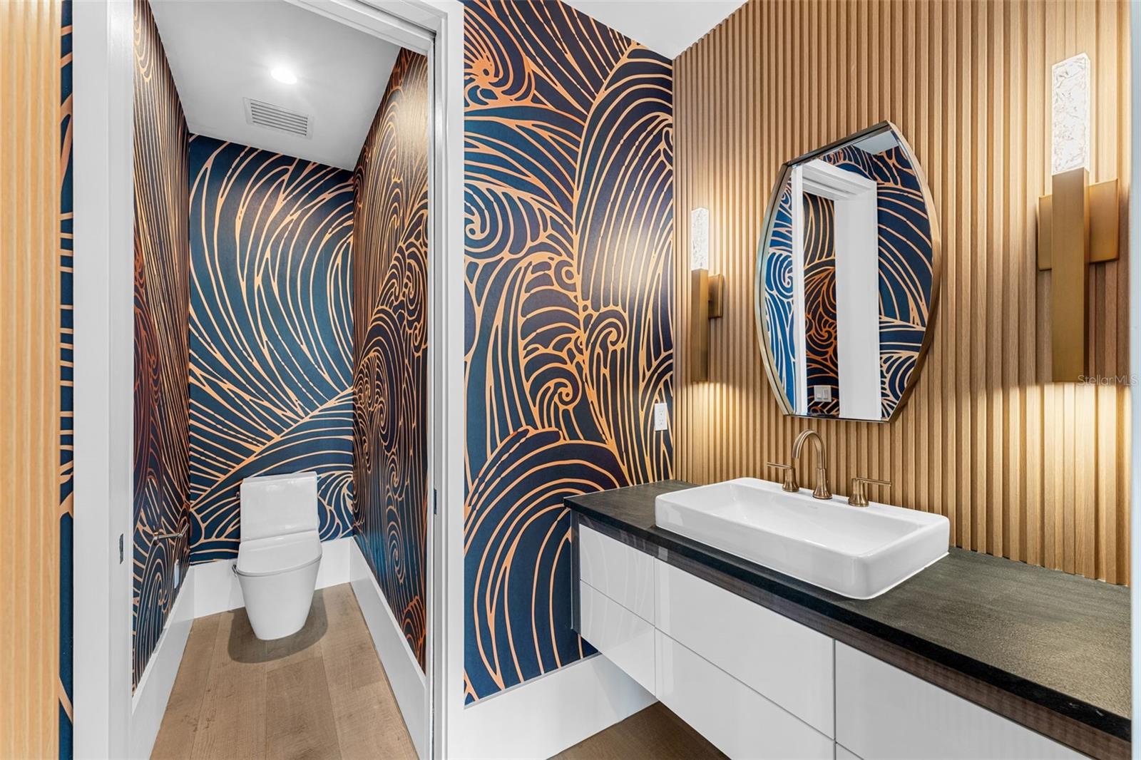 Image 28 of 83 For 1194 Peninsula Avenue