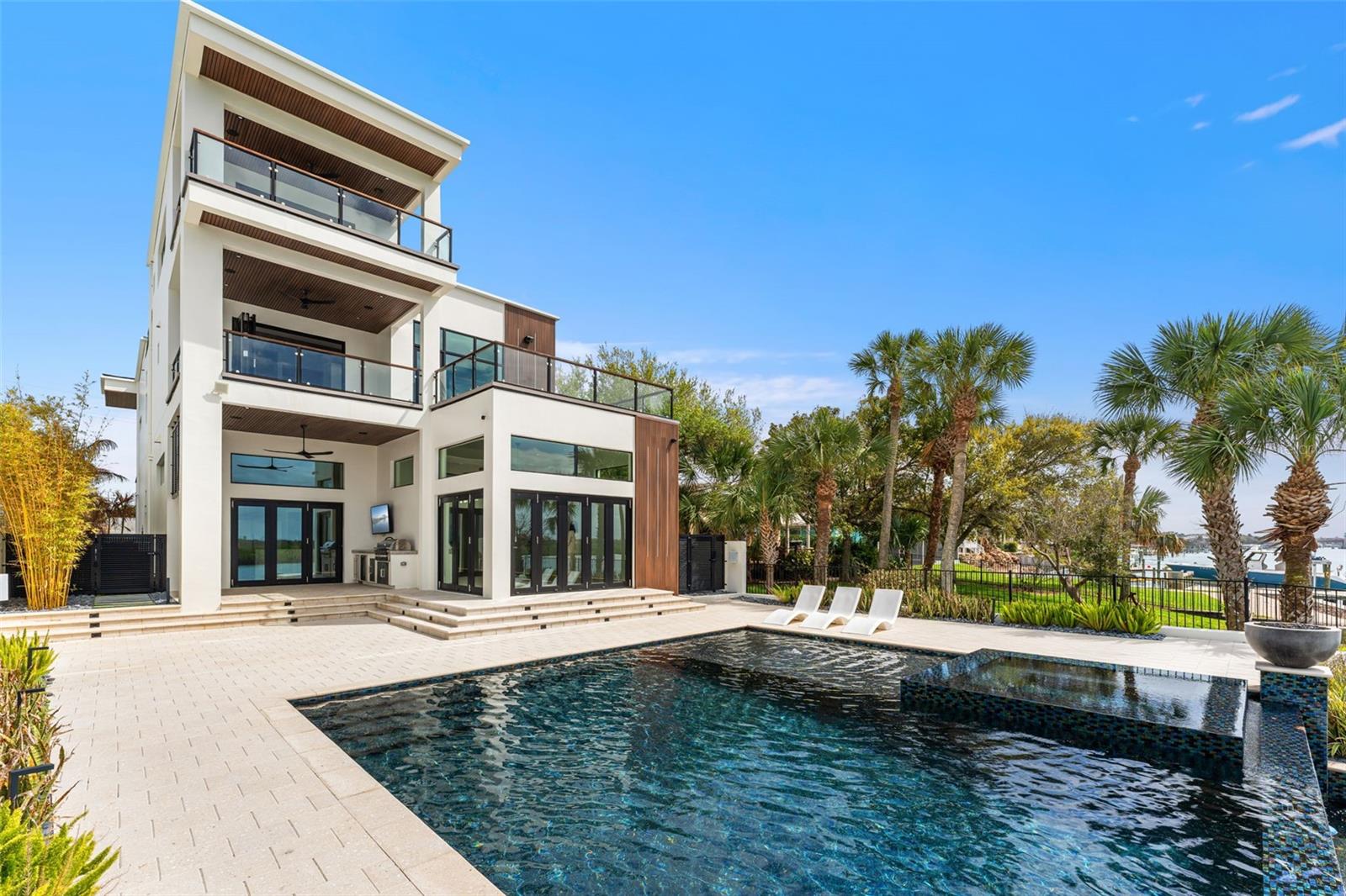 Image 36 of 83 For 1194 Peninsula Avenue