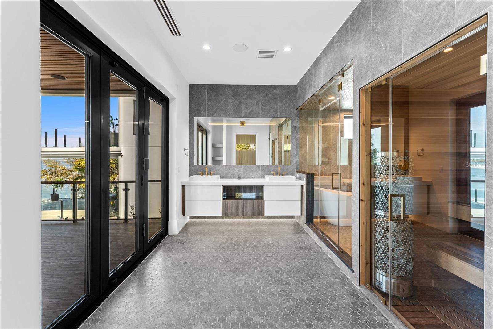 Image 45 of 83 For 1194 Peninsula Avenue