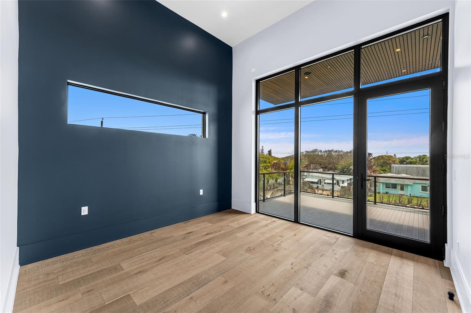 Image 58 of 83 For 1194 Peninsula Avenue