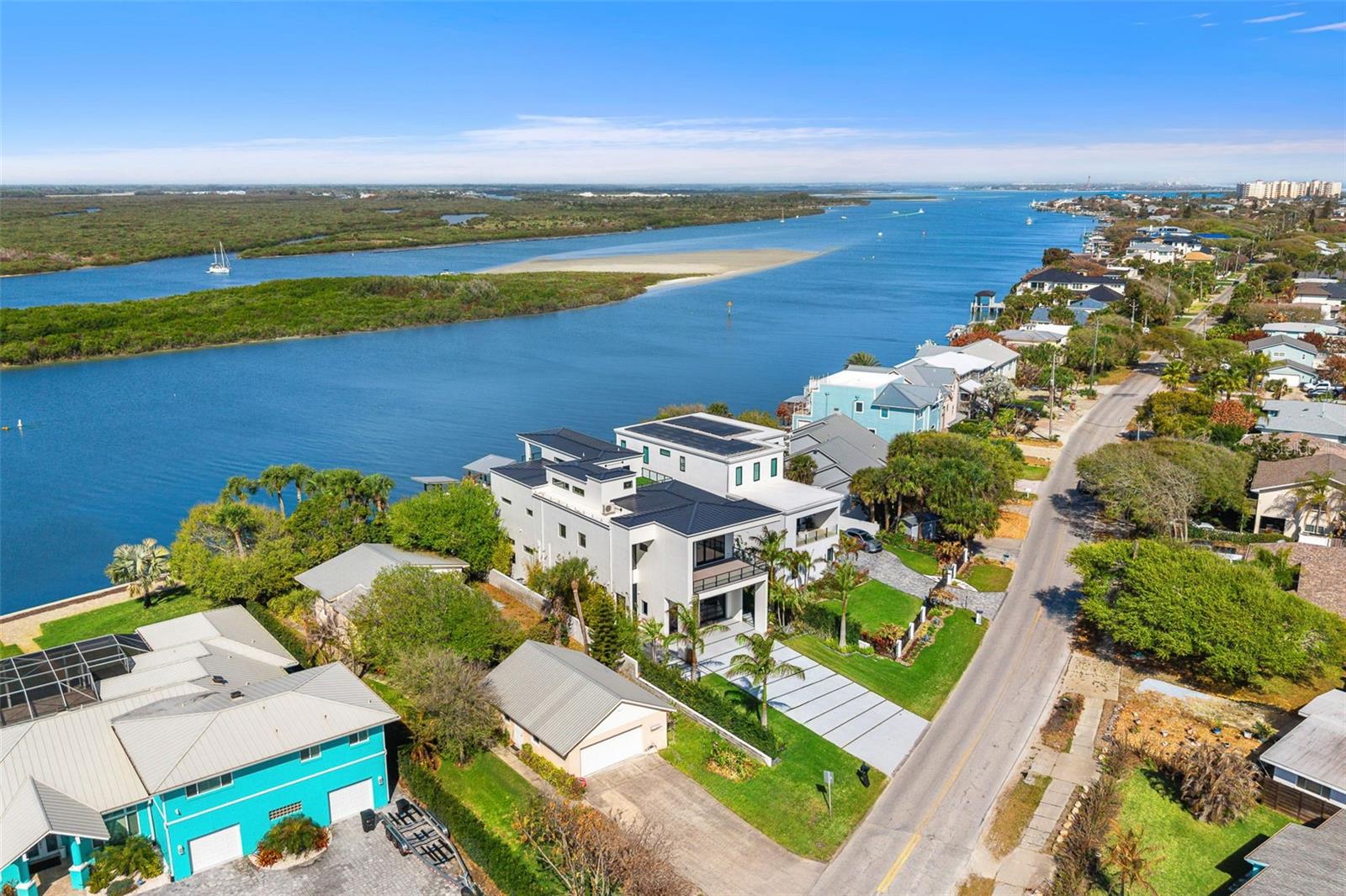 Image 6 of 83 For 1194 Peninsula Avenue