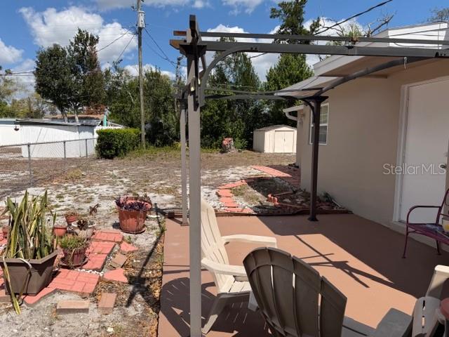 Image 3 of 24 For 208 Wilshire Drive