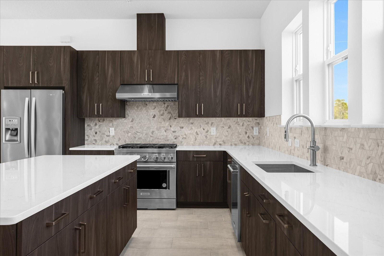 Image 13 of 27 For 2362 Brix Street