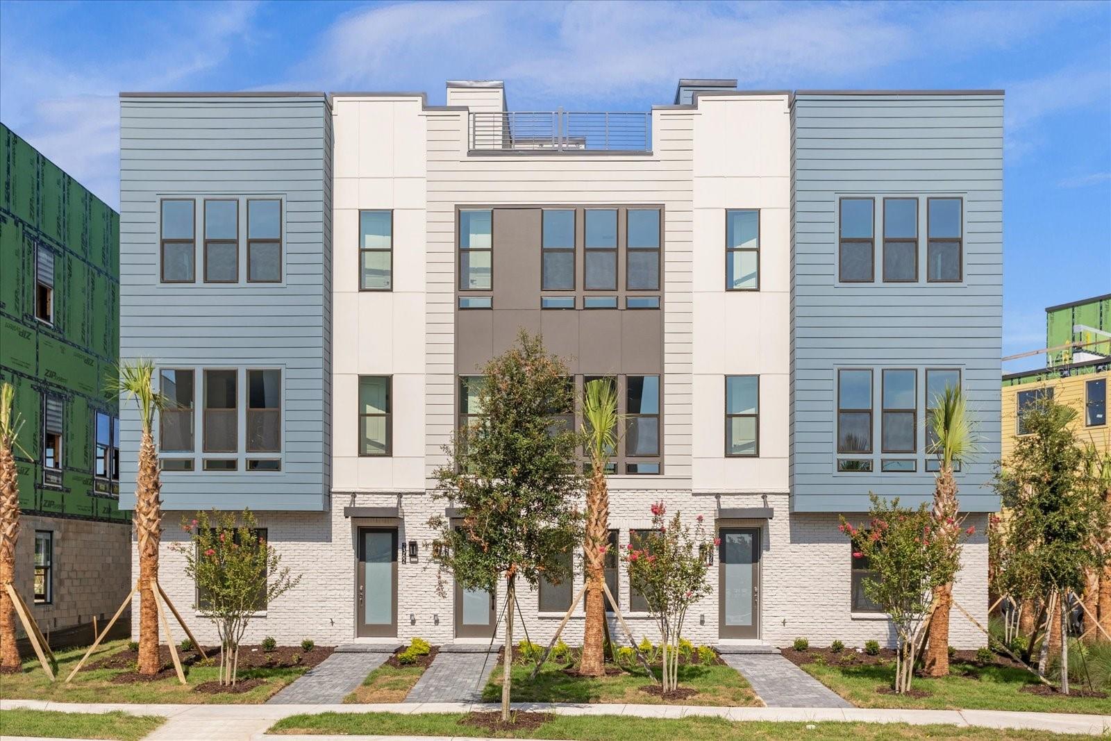 Image 2 of 27 For 2362 Brix Street