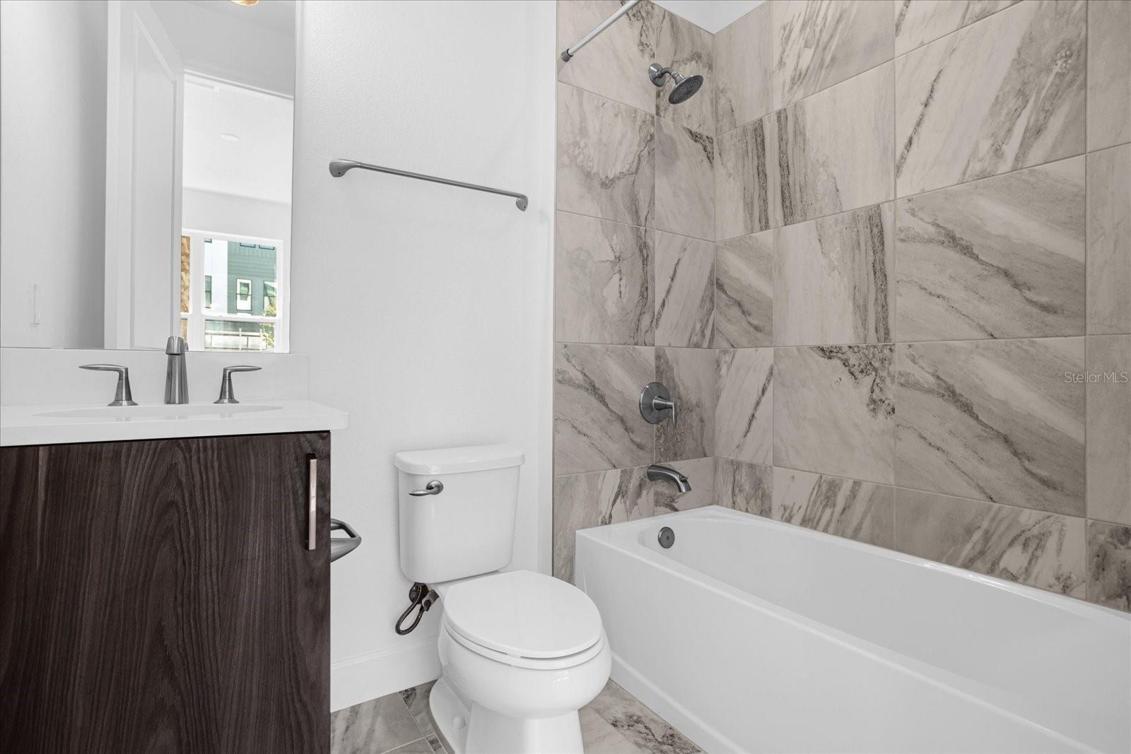 Image 7 of 27 For 2362 Brix Street