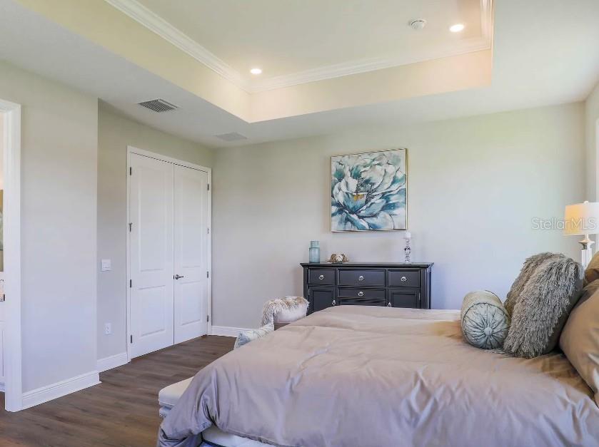 Image 13 of 26 For 6001 Elkcam Boulevard