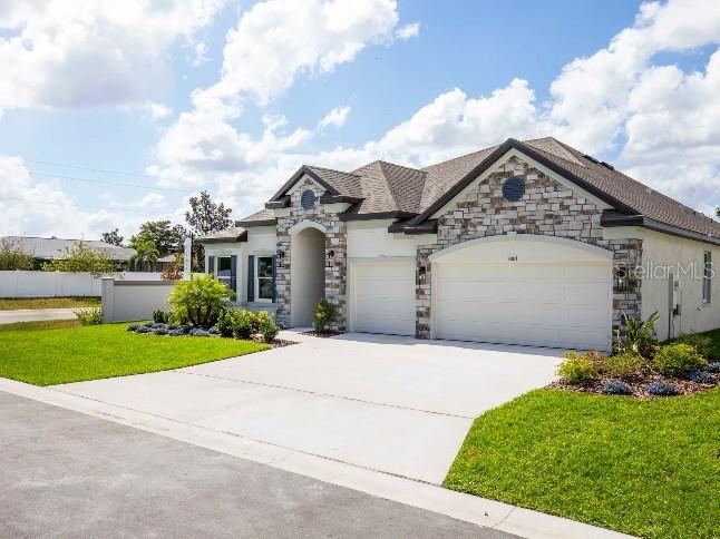 Image 2 of 26 For 6001 Elkcam Boulevard