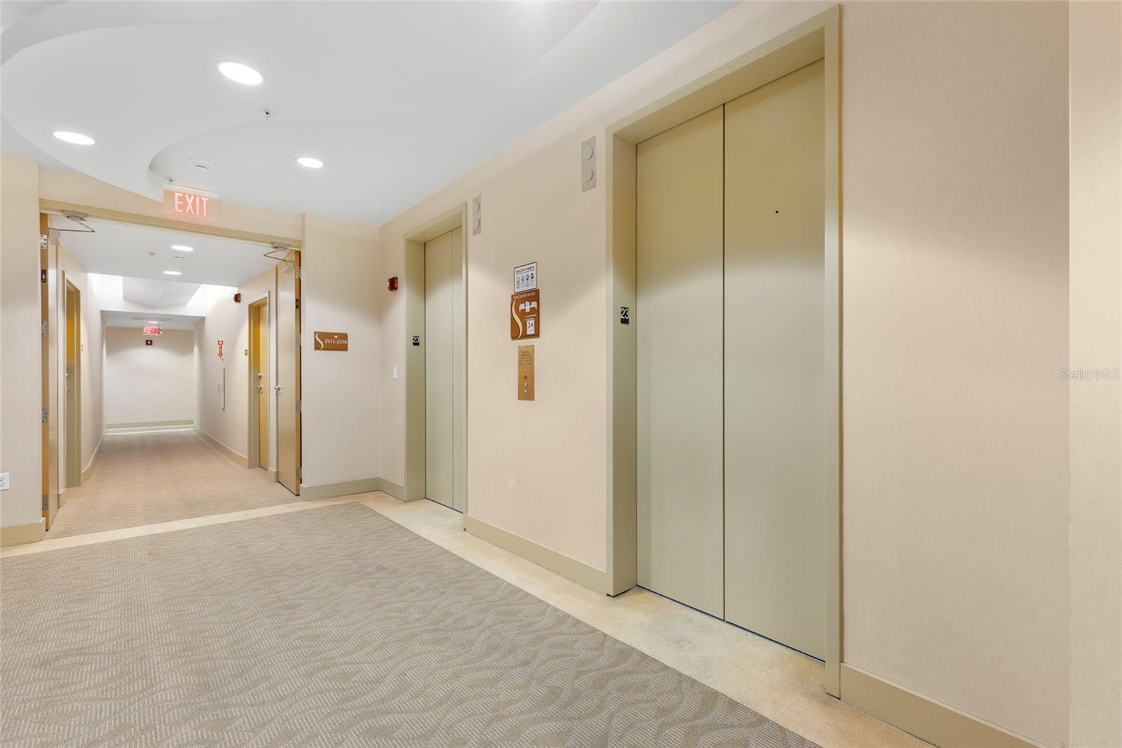 Image 25 of 41 For 155 Court Avenue 2305