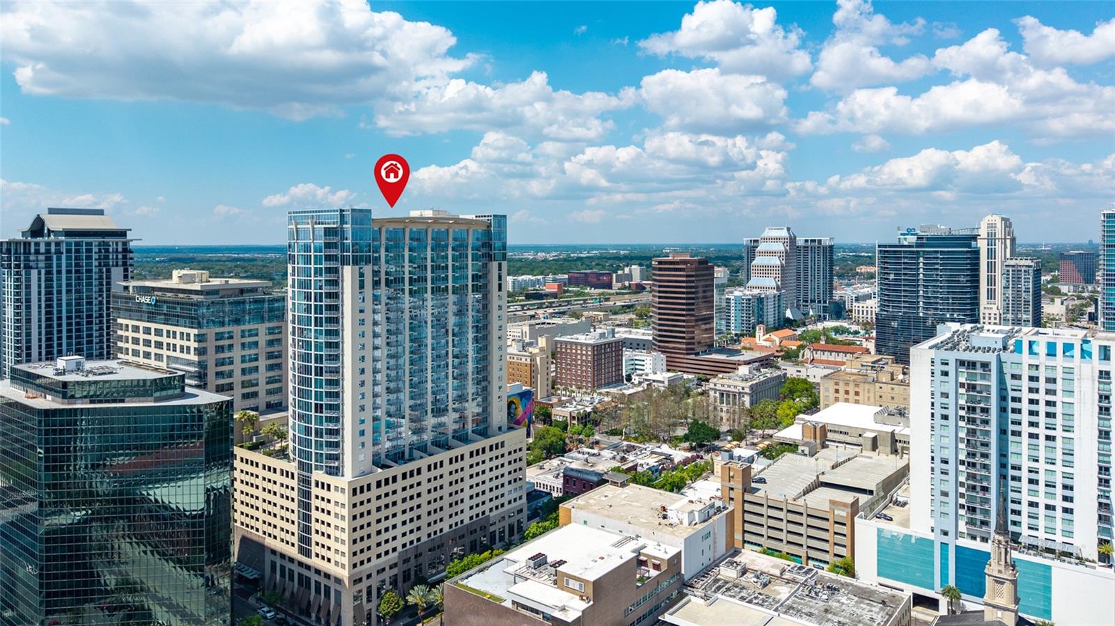 Image 32 of 41 For 155 Court Avenue 2305