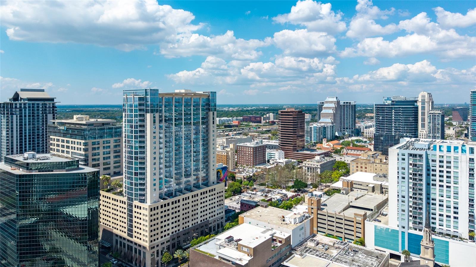 Image 33 of 41 For 155 Court Avenue 2305