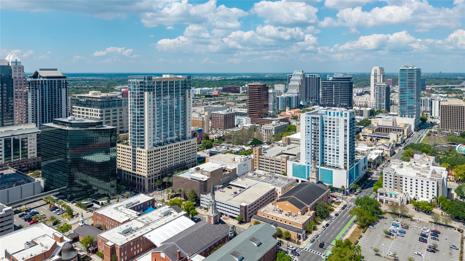 Image 36 of 41 For 155 Court Avenue 2305