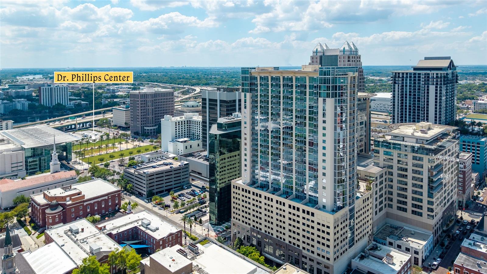 Image 37 of 41 For 155 Court Avenue 2305