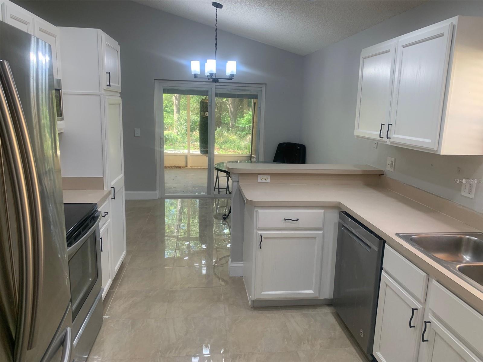 Image 2 of 10 For 1658 Riveredge Road