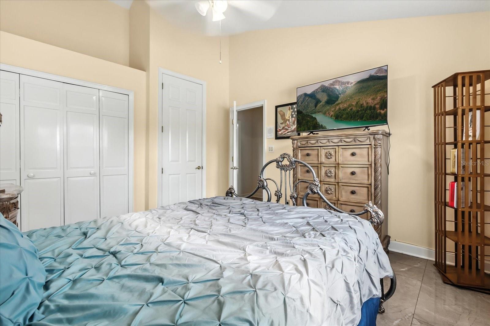 Image 19 of 37 For 1036 Golf Valley Drive